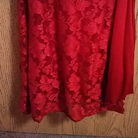 Prom dress - Picture 4 of 8